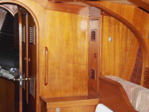 nautor-swan-47-016-grampus-lmarinegroup-3-scaled.jpg