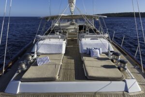 16.-Aft-Solarium-scaledSwan112-003